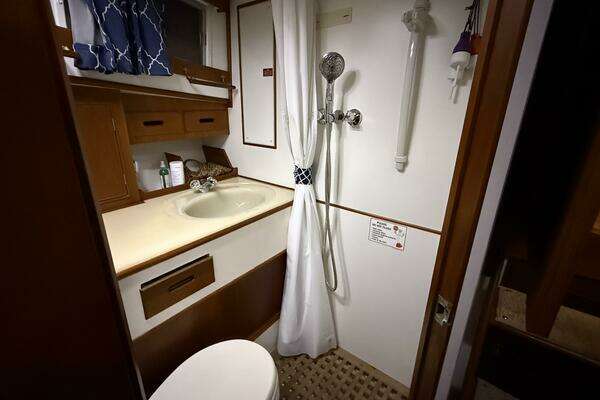 Grand Banks 42 Classic Yacht For Sale