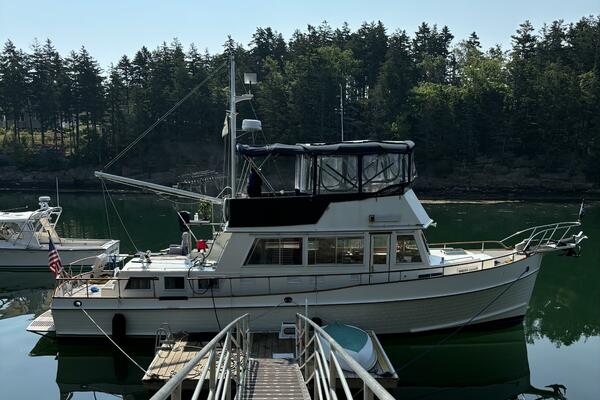 COCONUT 42ft Grand Banks Yacht For Sale