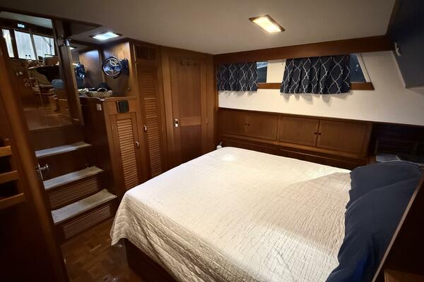 COCONUT 42ft Grand Banks Yacht For Sale
