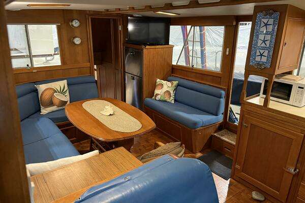 Grand Banks 42 Classic Yacht For Sale