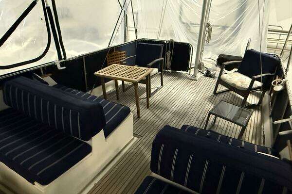 Grand Banks 42 Classic Yacht For Sale