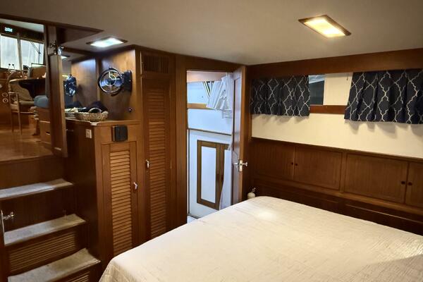 COCONUT 42ft Grand Banks Yacht For Sale