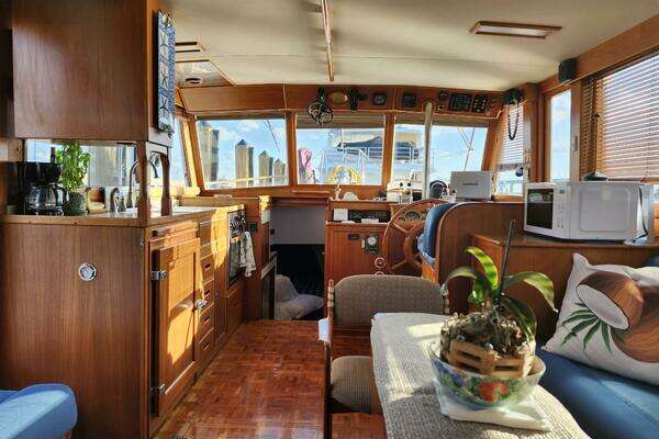 Grand Banks 42 Classic Yacht For Sale