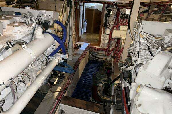 Grand Banks 42 Classic Yacht For Sale