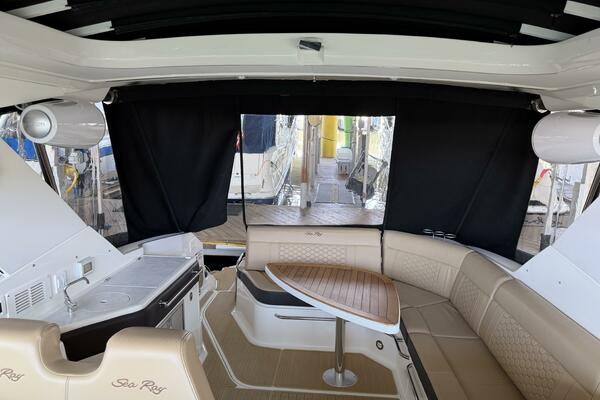 SLIP KNOT 32ft Sea Ray Yacht For Sale