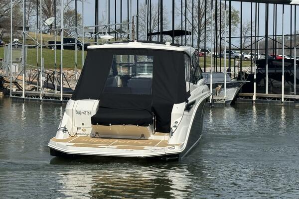 SLIP KNOT 32ft Sea Ray Yacht For Sale