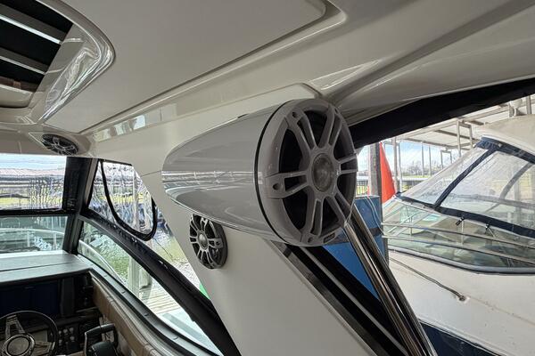 SLIP KNOT 32ft Sea Ray Yacht For Sale