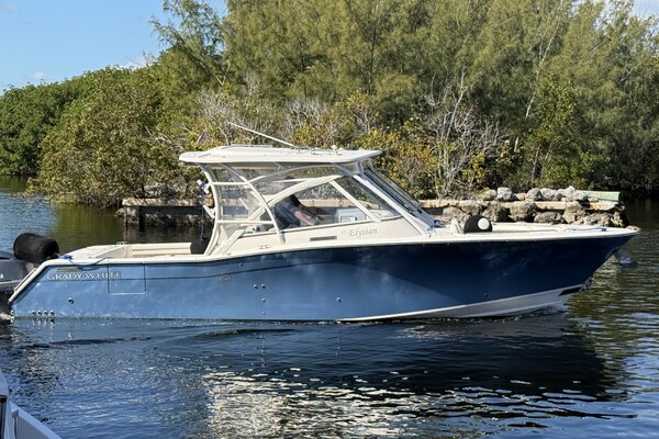 2018 Grady-White Freedom 335