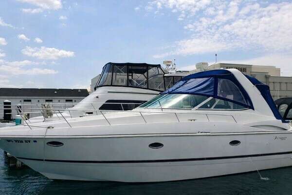 36-ft-Cruisers Yachts-2000-3672 Express-iMADGEN THAT DOLTON Illinois United States  yacht for sale