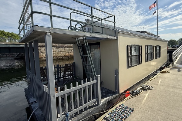 42-ft-Catamaran Cruisers-2009-Aqua Lodge-Fairhaven Massachusetts United States yacht for sale