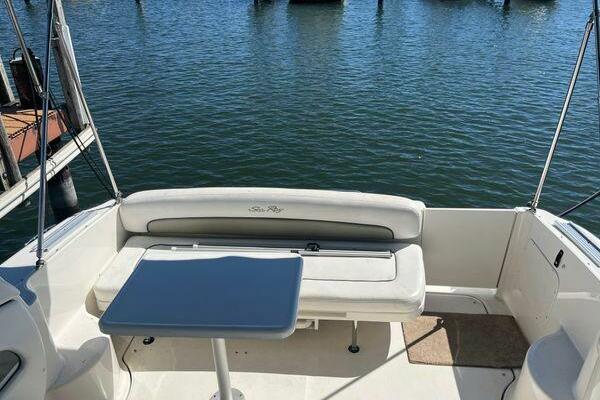 30ft Sea Ray Yacht For Sale