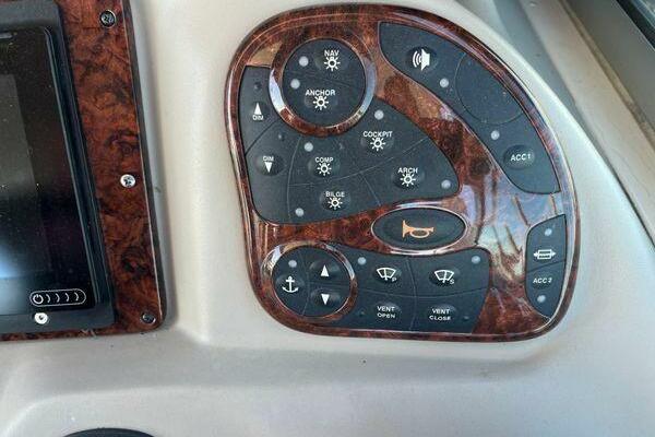 30ft Sea Ray Yacht For Sale