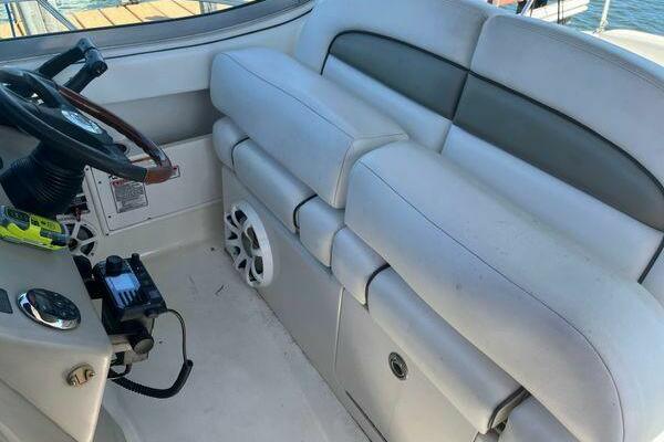 30ft Sea Ray Yacht For Sale