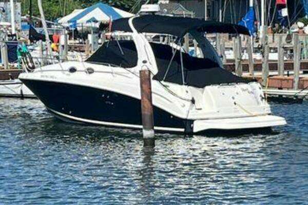 Photo of the 2006 Sea Ray Sundancer