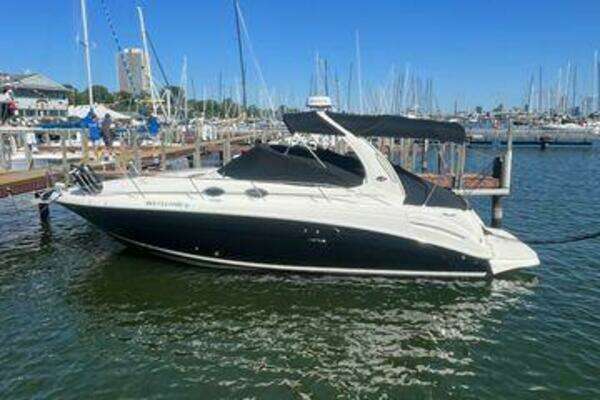 Photo of the 2006 Sea Ray Sundancer