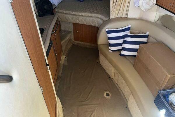 30ft Sea Ray Yacht For Sale