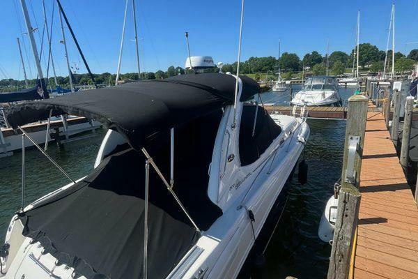 30ft Sea Ray Yacht For Sale