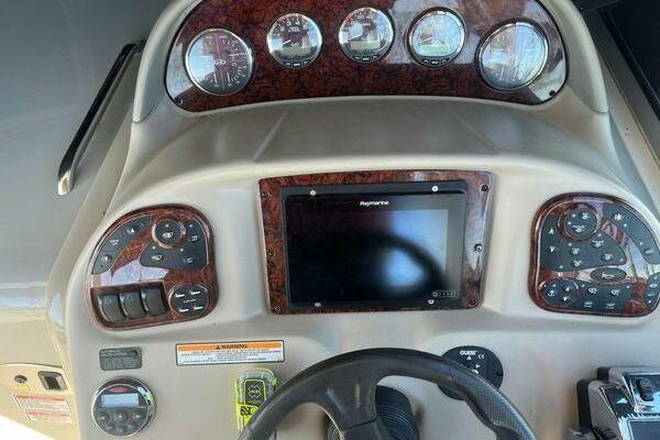 30ft Sea Ray Yacht For Sale