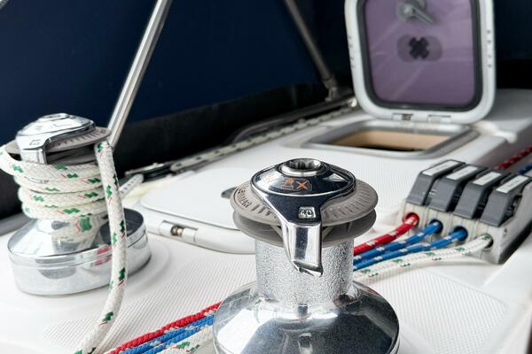 CAROLINA MOON 38ft Hunter Yacht For Sale