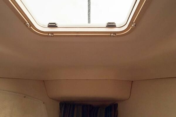 CAROLINA MOON 38ft Hunter Yacht For Sale