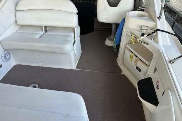 Knot 2 Implusive 27ft Regal Yacht For Sale