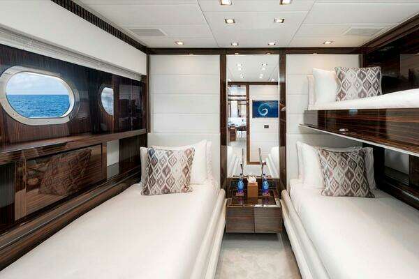 2012 Arno Leopard 141