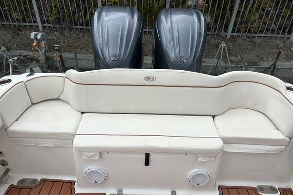 27ft Sea Hunt Yacht For Sale