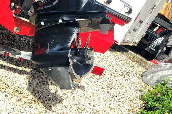 Photo of the 2022 Bayliner Element M17