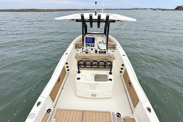 Feeln  Reel 25ft NauticStar Yacht For Sale