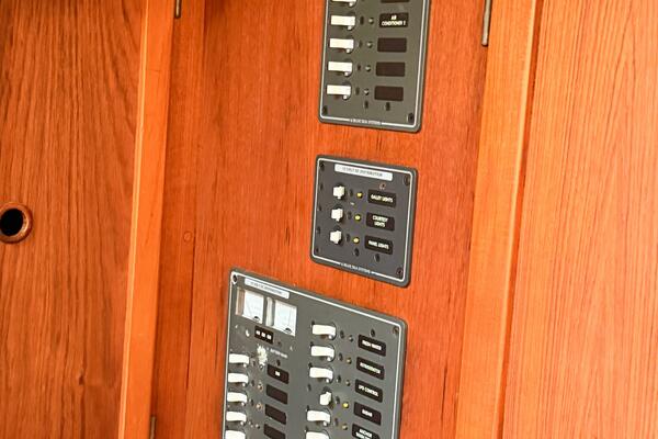 SUR LA MER 40ft Nauticat Yacht For Sale