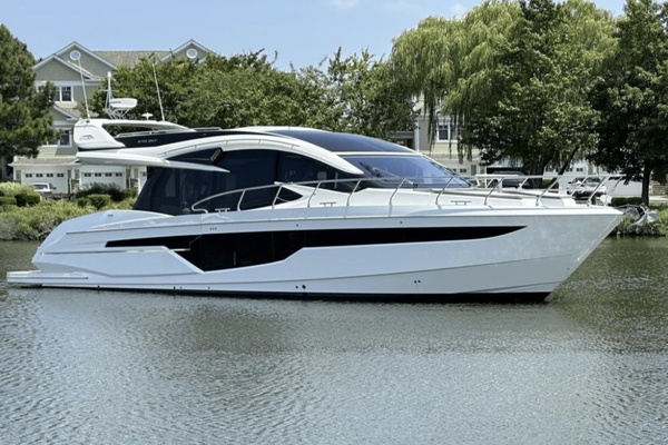 53FT (16.15M) GALEON