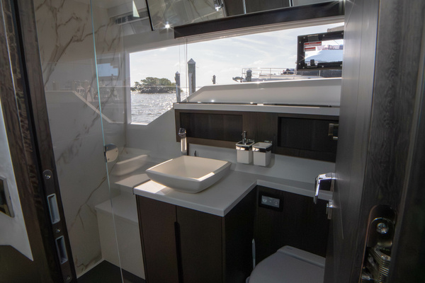 53ft Galeon Yacht For Sale