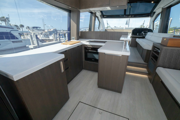 53ft Galeon Yacht For Sale