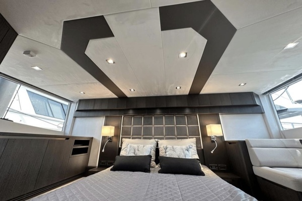 53ft Galeon Yacht For Sale