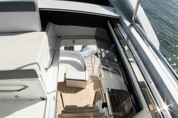 53ft Galeon Yacht For Sale