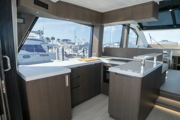 53ft Galeon Yacht For Sale