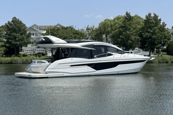 53ft Galeon Yacht For Sale