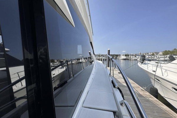 53ft Galeon Yacht For Sale