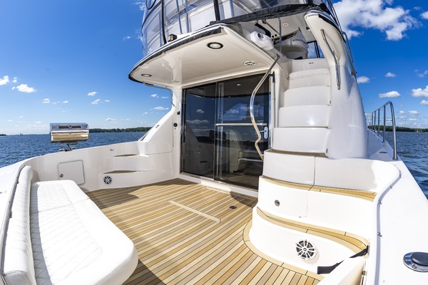 58SeaRay560_013