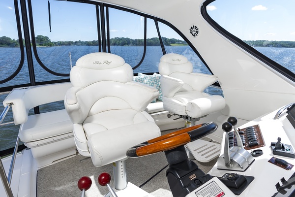 58SeaRay560_018