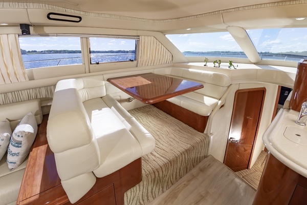 58SeaRay560_028