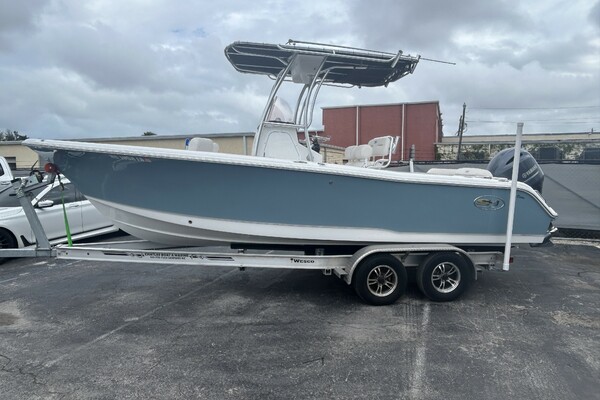 23ft Sea Hunt Yacht For Sale
