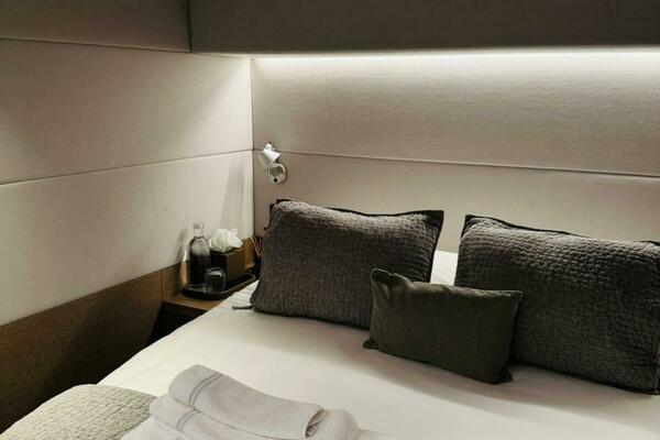 65ft Lagoon Yacht For Sale