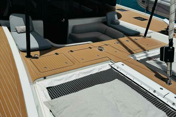 65ft Lagoon Yacht For Sale