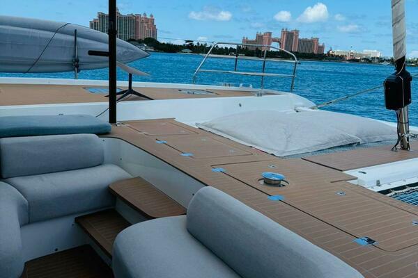 65ft Lagoon Yacht For Sale