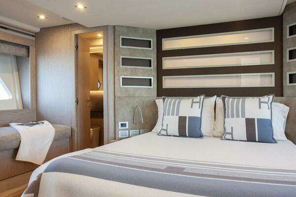 Ferretti Yachts  Yacht For Sale