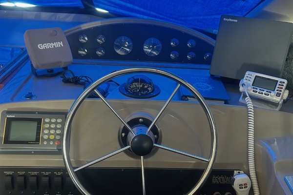 Lone Eagle 39ft Bayliner Yacht For Sale