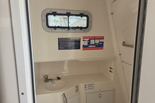 Smooth Operator 28ft True World Marine Yacht For Sale