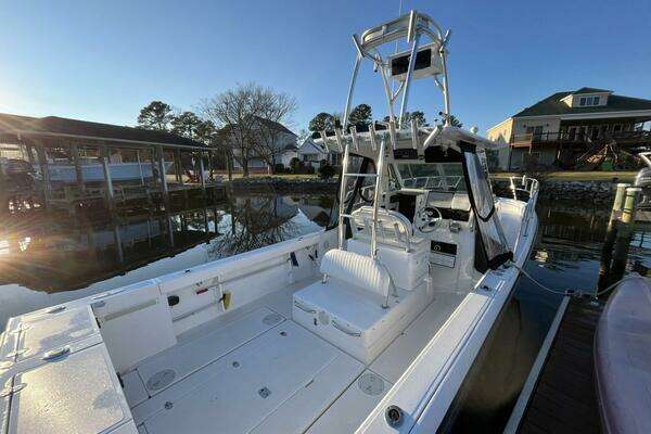 Photo of the 2008 True World Marine TE2810 "Smooth Operator"