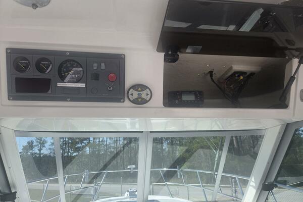 Smooth Operator 28ft True World Marine Yacht For Sale
